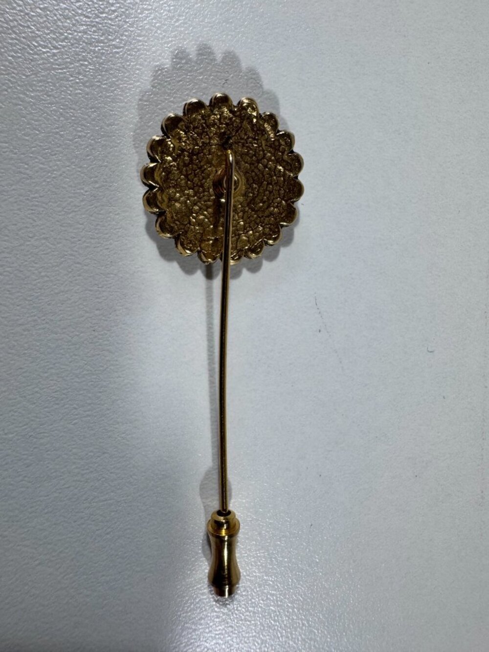 Vintage Needlepoint Rose Stick Pin Brooch Gold Tone Floral Lapel Pin Cottagecore - Picture 4 of 5